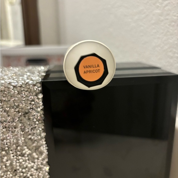 Josie Maran Whipped Argan Oil Body Butter SEALED Tube, Choose Scent, 2.37 oz. ea - Picture 8 of 11